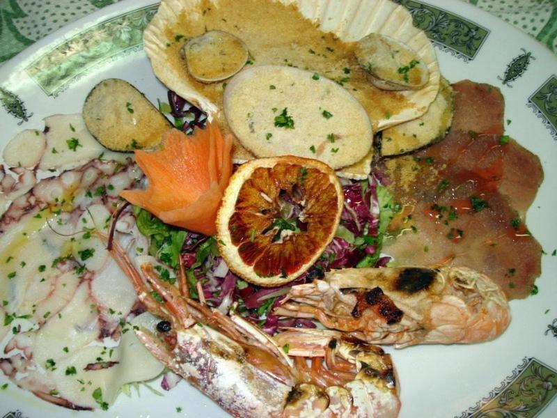 Lago Maggiore Lesa Eksteriør bilde